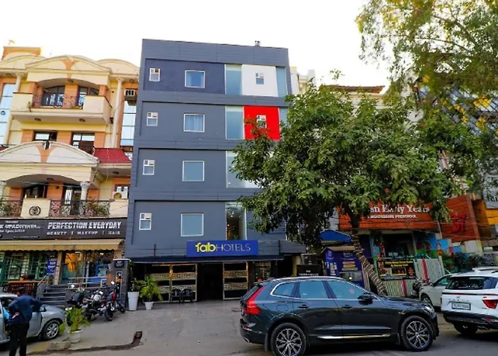 Fabhotel Hargobind Enclave